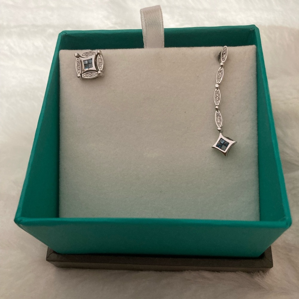 Unique earrings by Effy